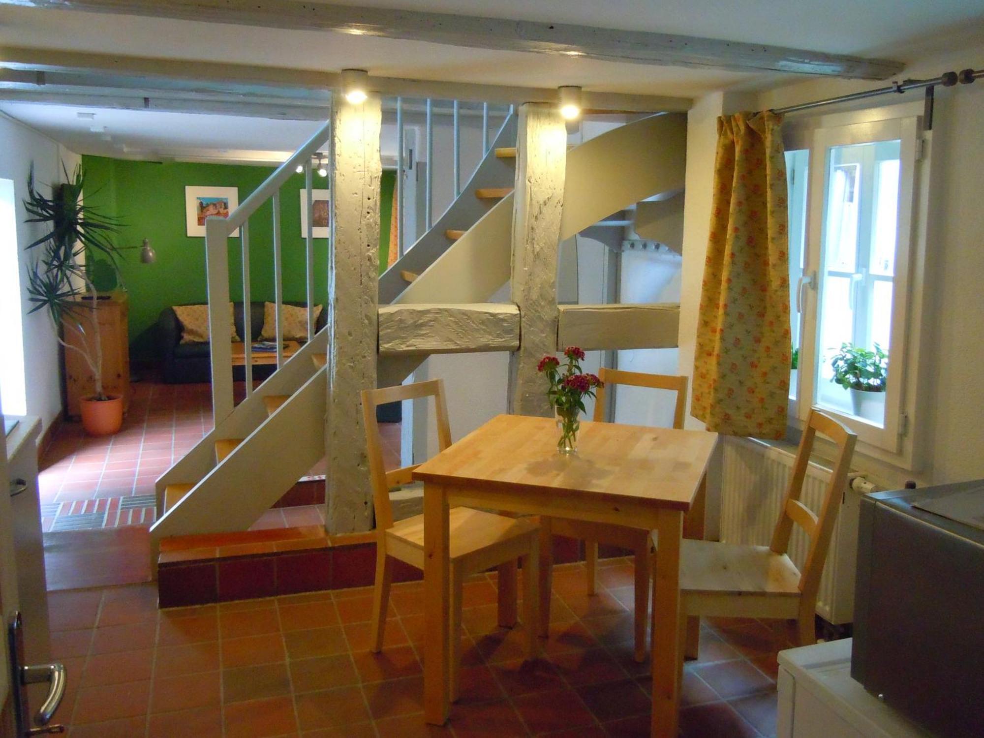 Fachwerkhotel - Ferienhaeuser Vorhof Zur Hoelle Quedlinburg Værelse billede