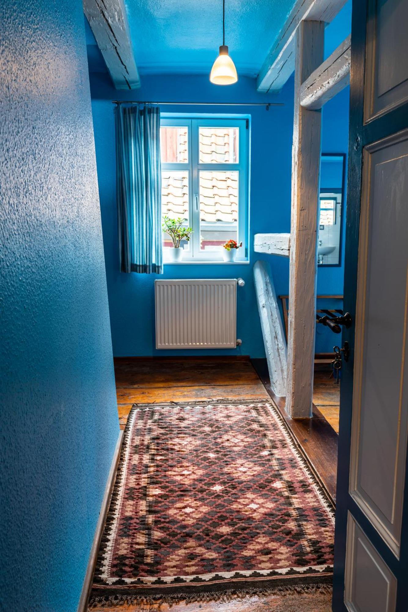 Fachwerkhotel - Ferienhaeuser Vorhof Zur Hoelle Quedlinburg Eksteriør billede