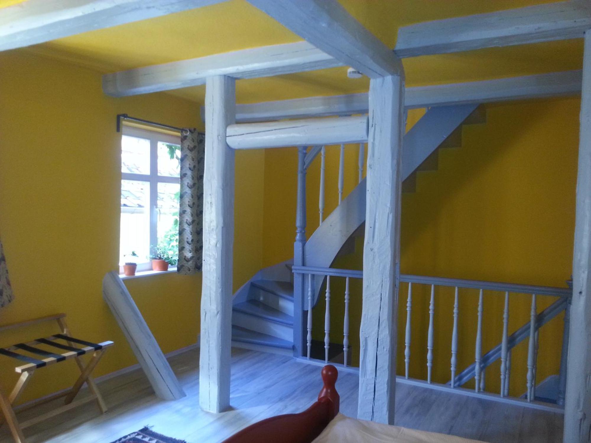 Fachwerkhotel - Ferienhaeuser Vorhof Zur Hoelle Quedlinburg Eksteriør billede