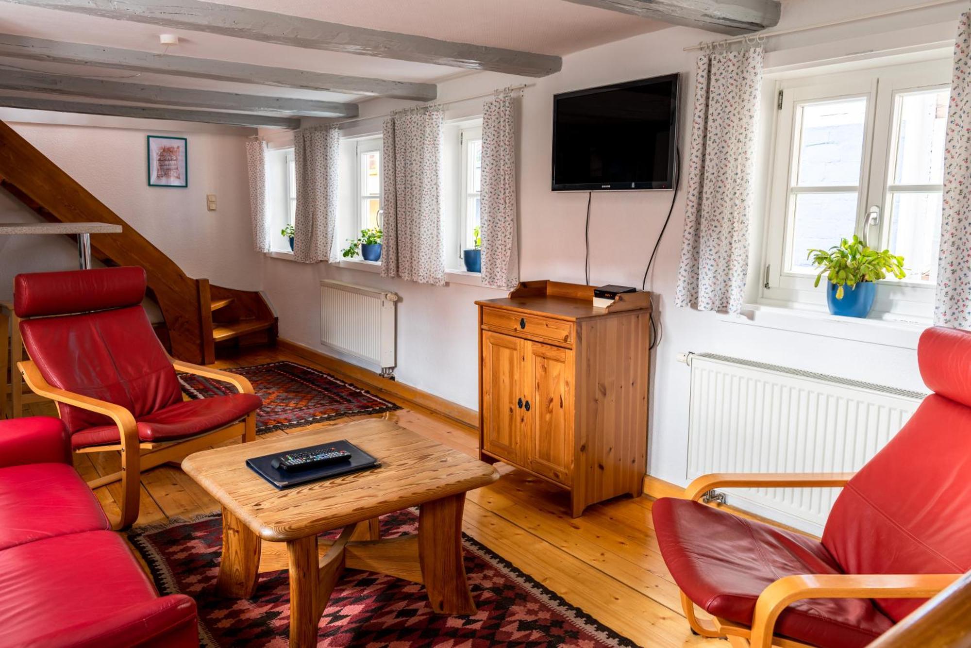Fachwerkhotel - Ferienhaeuser Vorhof Zur Hoelle Quedlinburg Eksteriør billede