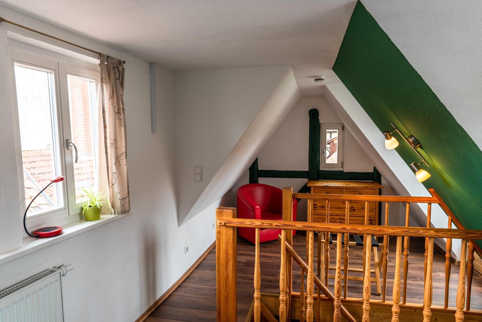 Fachwerkhotel - Ferienhaeuser Vorhof Zur Hoelle Quedlinburg Eksteriør billede