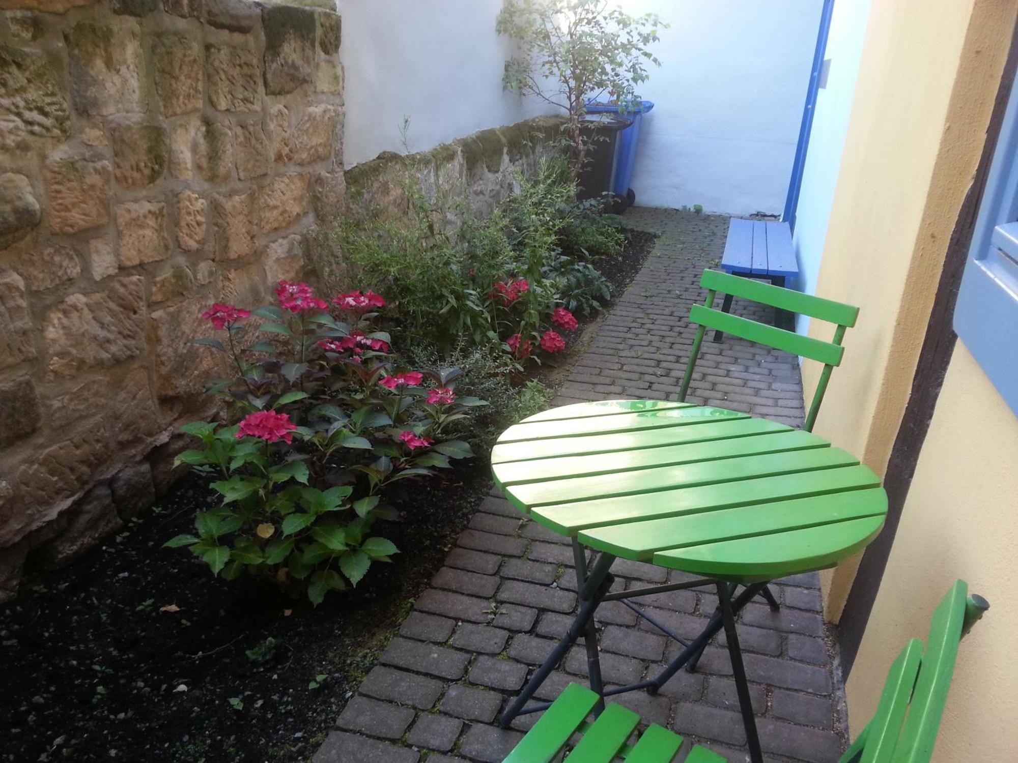 Fachwerkhotel - Ferienhaeuser Vorhof Zur Hoelle Quedlinburg Eksteriør billede