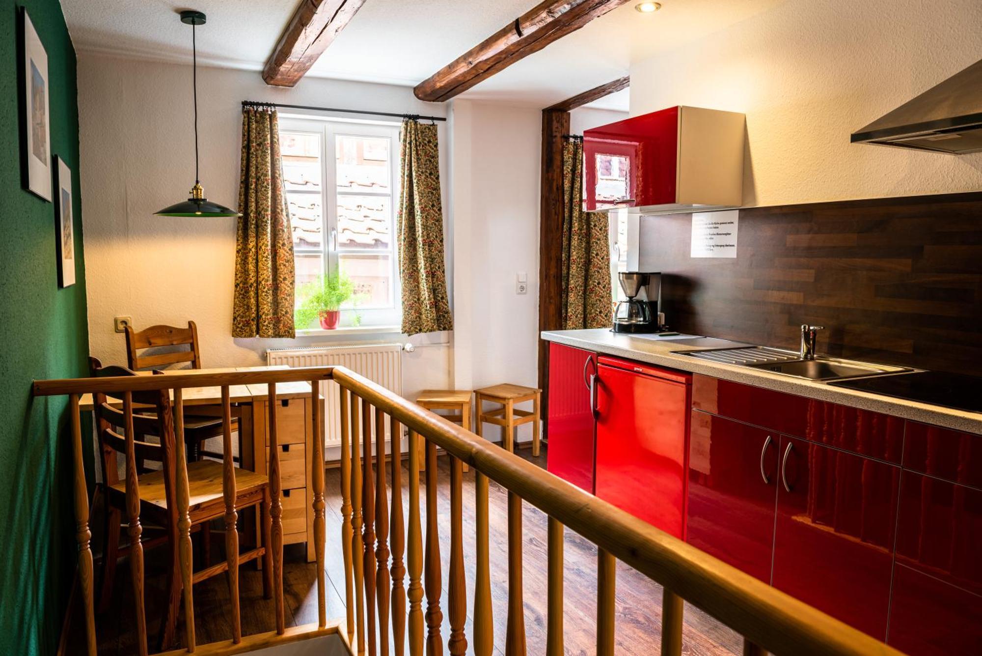 Fachwerkhotel - Ferienhaeuser Vorhof Zur Hoelle Quedlinburg Eksteriør billede