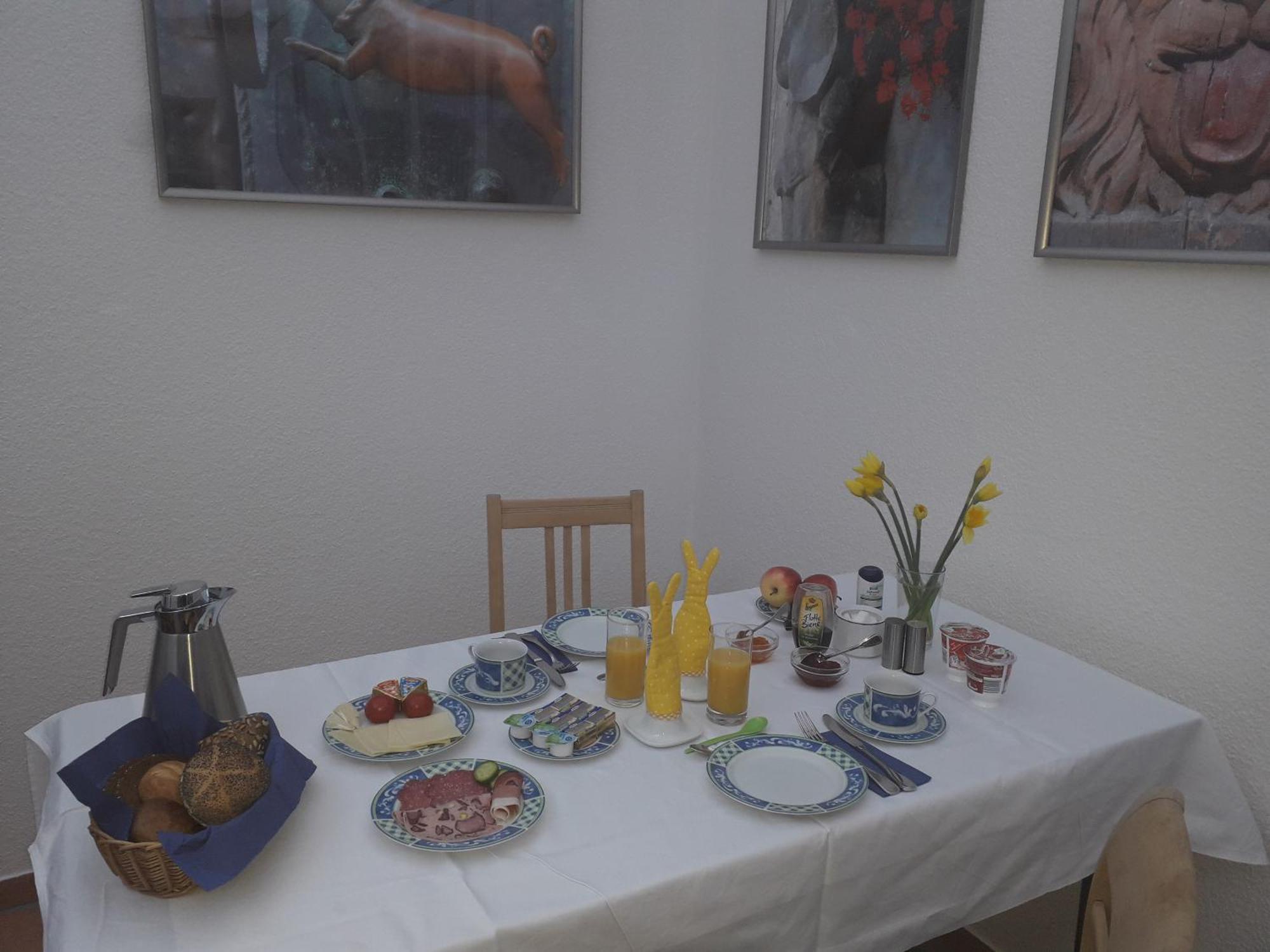 Fachwerkhotel - Ferienhaeuser Vorhof Zur Hoelle Quedlinburg Eksteriør billede
